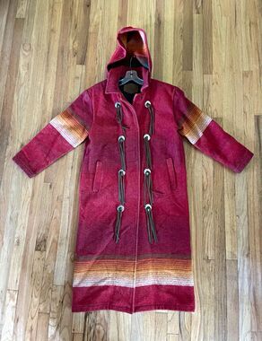 Woman’s Vintage Woolrich Southwestern Native American Geometric Wool Blend Coat